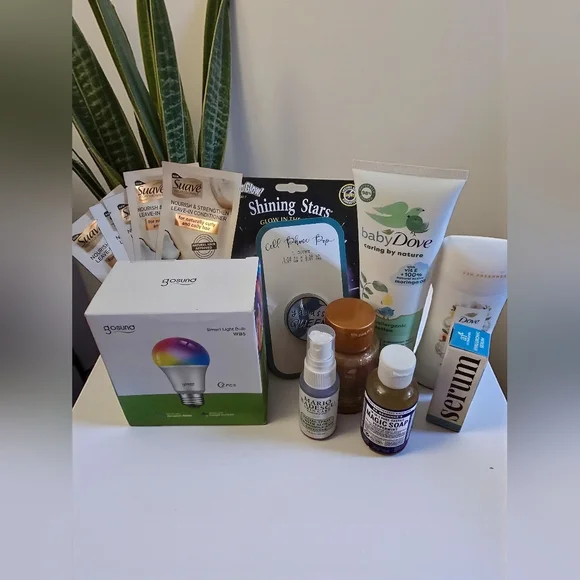 ✨️BEAUTY BUNDLE✨️ - Picture 1 of 1